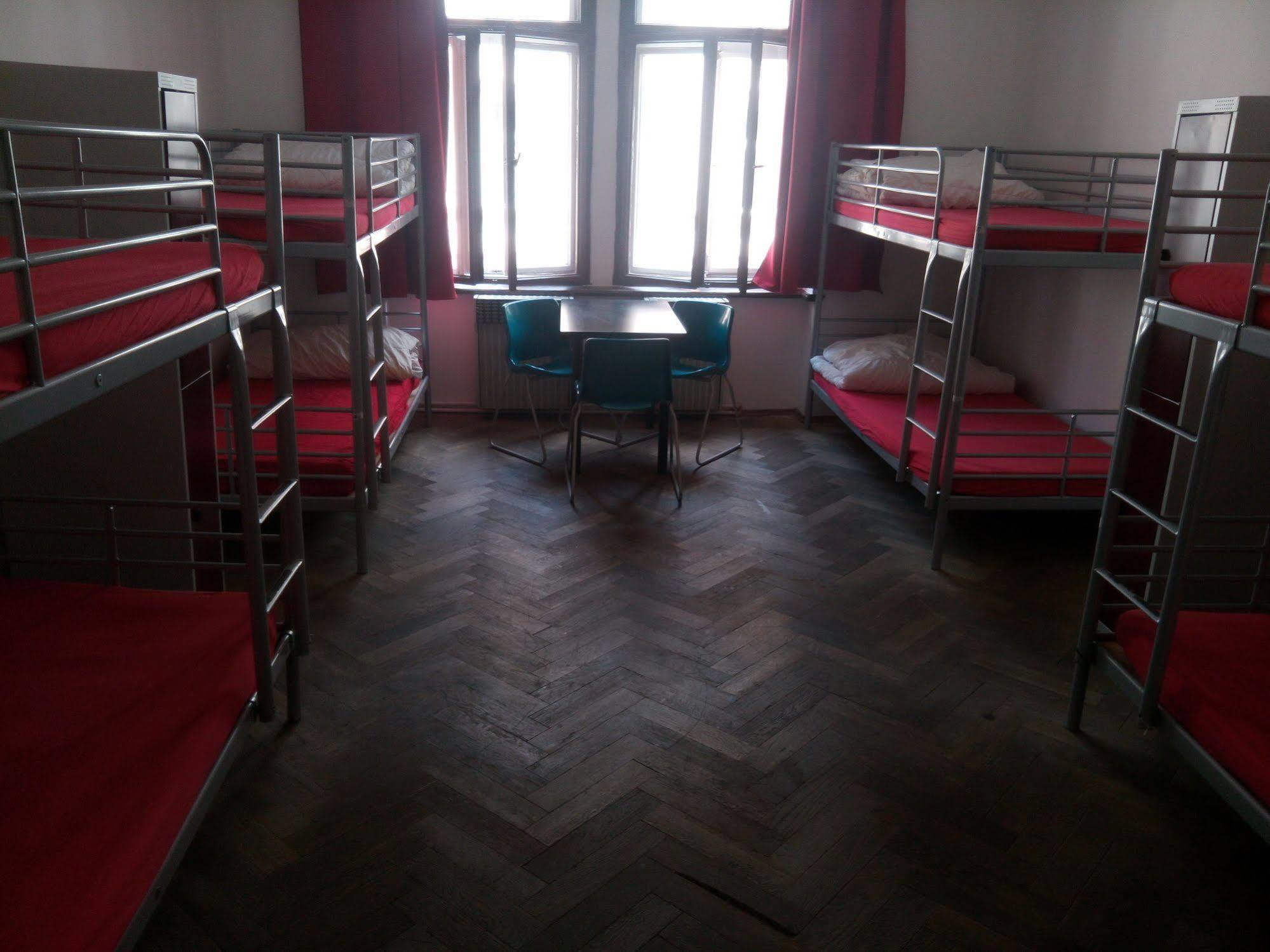 Chili Hostel Prague Exterior photo