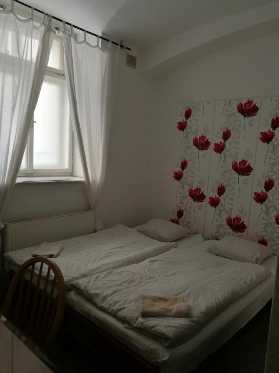 Chili Hostel Prague Exterior photo